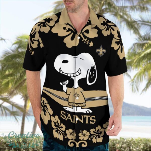 New Orleans Saints Flower Cute Snoopy Smile Hawaiian Shirt Summer Gift Product Photo 2